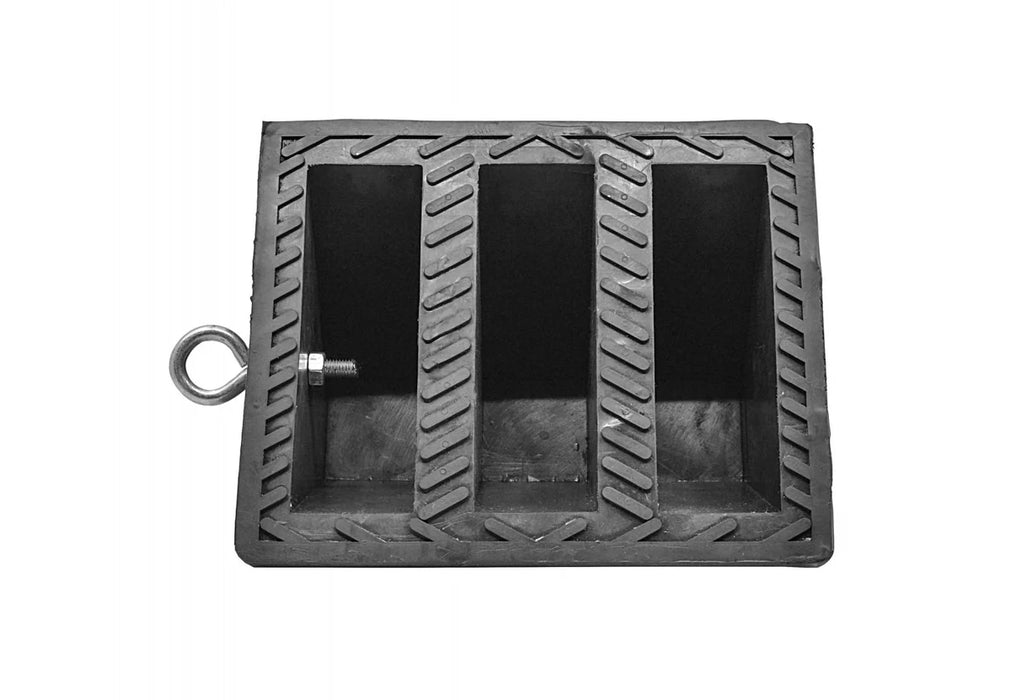 MT-RSR Double Sided Pyramid Wheel Chock with Eye Bolt BBRWC01