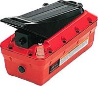 Norco 10,000 P.S.I. Air/Hydraulic Foot Pump - 910017B