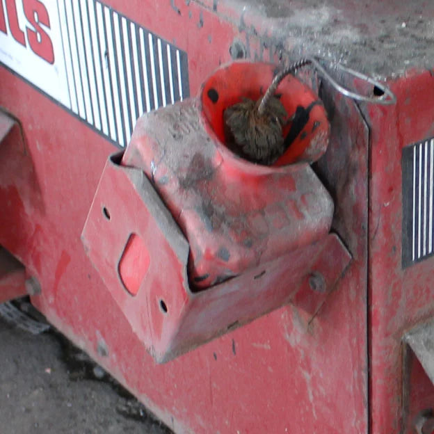 SVI INTERNATIONAL BW-1228-09 Lube Bottle Brkt Ref# 182809, 8182809